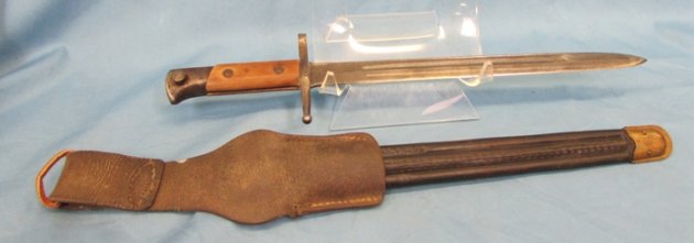  Italian WWII M1891 Carcano Bayonet & Frog — image 7