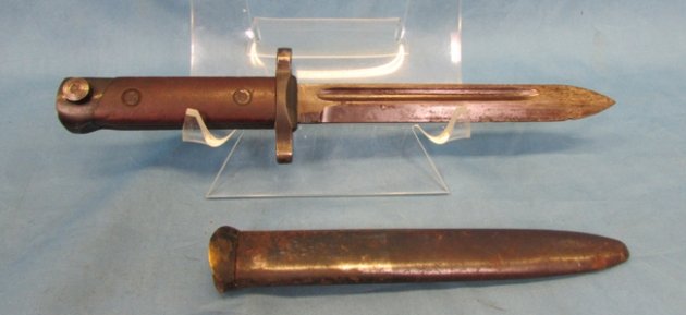  Italian WWII M1938 Fixed Blade Cacarno Bayonet — image 3