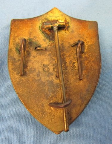  Spanish Falangist Milicias Breast Badge, Enameled, Numbered 3344 — image 3