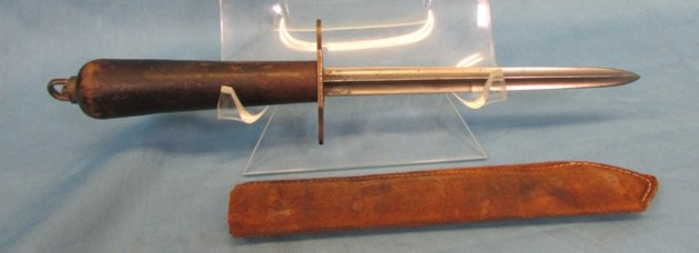  French WWI Fighting Knife & Sheath — image 6