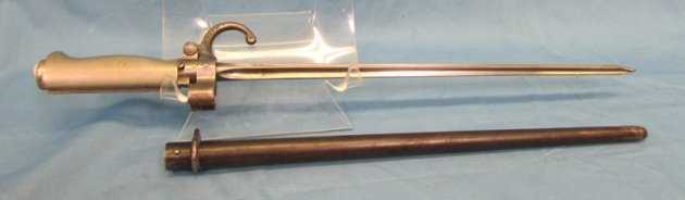  French WWI, Polish Marked 1886/1916 Lebel Bayonet, 1st Model Grip — image 4