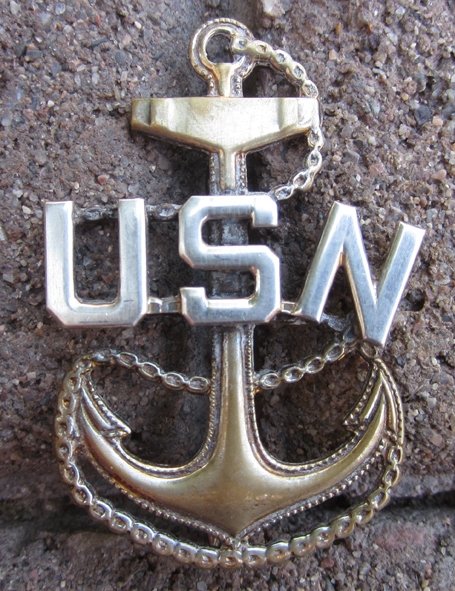US WWII Navy Petty Officer Hat Insignia, Sterling, Amcraft Mfg — image 2