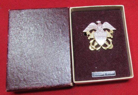 US WWII Era, US Navy Officer Regulation Overseas Hat Insignia, Boxed, Sterling — image 2