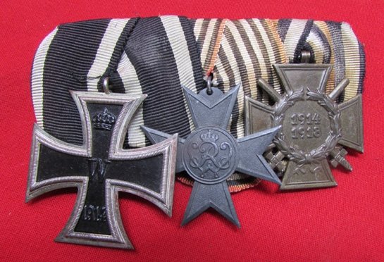 German WWI 3 Place Medal Bar, EK 2, Prussian War Service Cross, Hindenburg — image 2