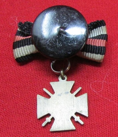 German WWI Miniature Hindenburg Cross Lapel Button — image 3