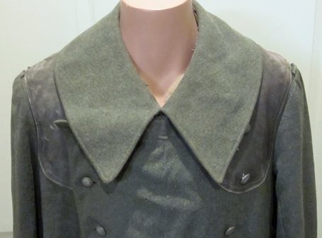 German WWII Heer Issue Winter (Ubermantel) Surcoat & Attached Hood, Leather Shoulder Reinforcement, Rabbit Fur Lining — image 4