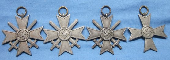 German WWII War Service Cross 2nd Class Lot, 4 Medals — image 2
