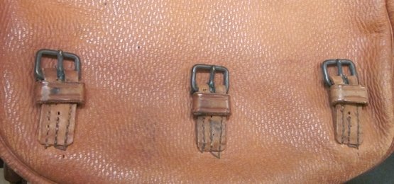 US WWI-WWII, M1904 Leather Saddlebags, Canvas Liners & Two White Canvas Ration Bags, Excellent Condition — image 10