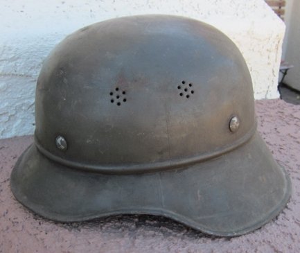 Bulgarian WWII, German Mfg, M1938 Luftschutz Helmet, RL2 38/28 — image 5