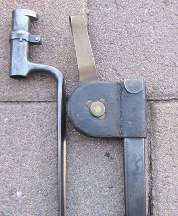 US Indian War Era, 1873 45-70 Springfield Bayonet & 1885 Pattern Scabbard — image 3