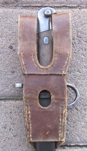 Japanese WWII Type 30 Bayonet & Rubberized Canvas Frog, Kokura Arsenal — image 4