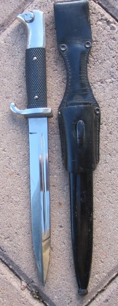 German WWII Wehrmacht Dress Bayonet & Frog, Emil Voos — image 4