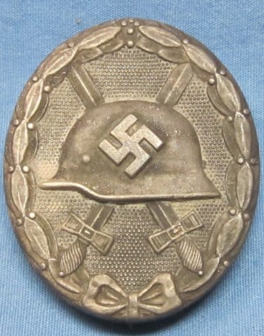 German WWII Silver Wound Badge, Maker Marked 30 — image 2