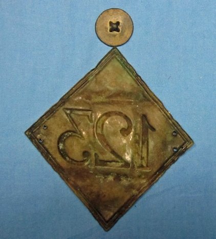 French 1st Empire, 123rd Regiment of the Line, 1810 Shako Plate & Regimental Button, Russian Campaign 1812 — image 3