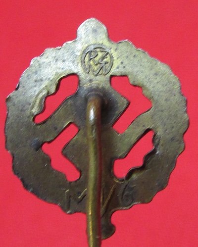 German WWII Bronze SA Sports Badge Stickpin, RZM M1/6 — image 4