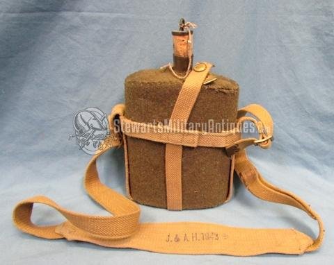  British WWII P37 Pattern Canteen, 1943 Dated Strap — image 2