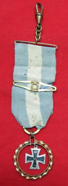 German WWI Bavarian, Patriotic Iron Cross Watch Fob — image 2