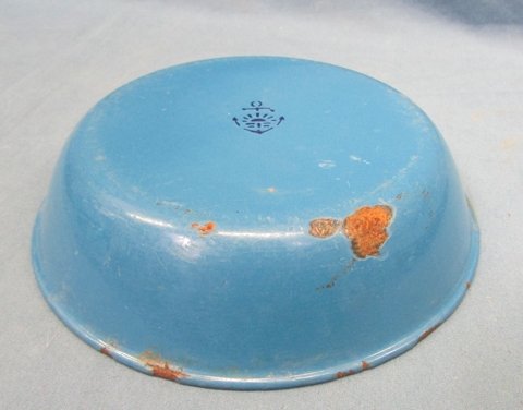  Japanese WWII Enameled Steel Navy Bowl Battlefield Recovered — image 4