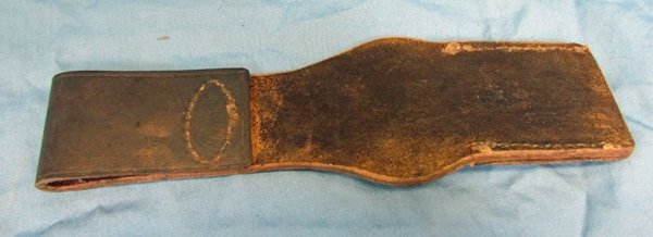  Italian WWII Leather Bayonet Frog — image 3