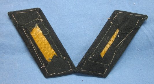 German WWII Heer Enlisted Collar Tabs, Artillery, Pair — image 3