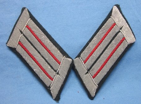 German WWII Heer Artillery Officer Collar Tabs — image 2