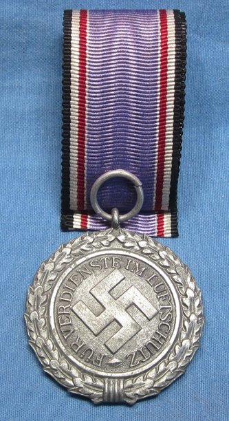 Need Photos, German WWII Luftschutz Medal 2nd Class, Ring Marked 60, Katz & Deyhle — image 2