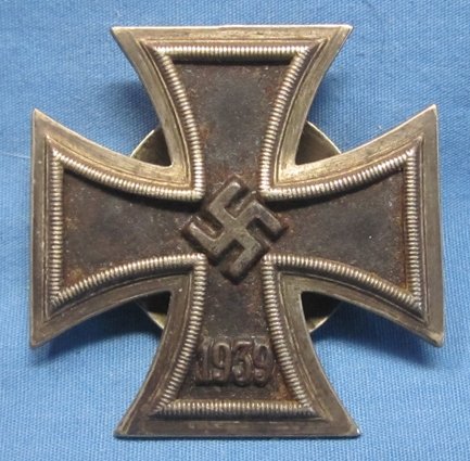 German WWII Screwback Iron Cross 1st Class, Frankenstein — image 4