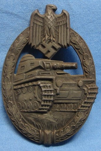 German WWII Panzer Assault Badge, Bronze, Hermann Aurich — image 2