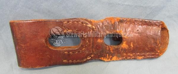  Japanese WWII Type 30 Leather Bayonet Frog — image 3