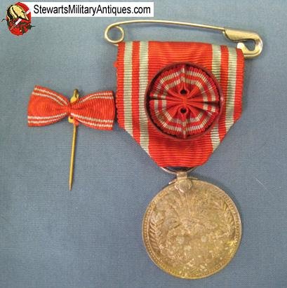  Japanese Showa Era Red Cross Membership Medal & Rosette, Silver, Cased   — image 4