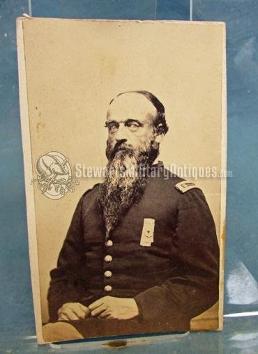  US Civil War CDV, Connecticut Officer & Corps Badge, 6th Corps? — image 2
