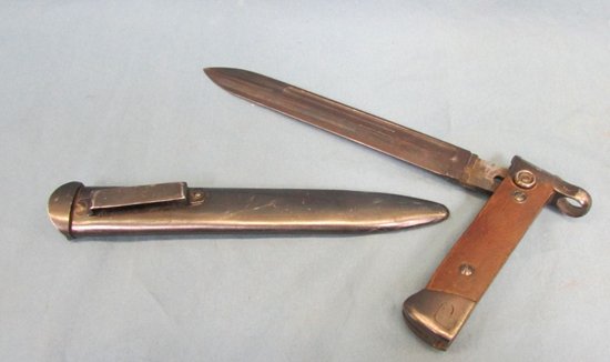  Italian WWII M1938 Folding Blade Cacarno Bayonet, Finnish Reissue — image 4