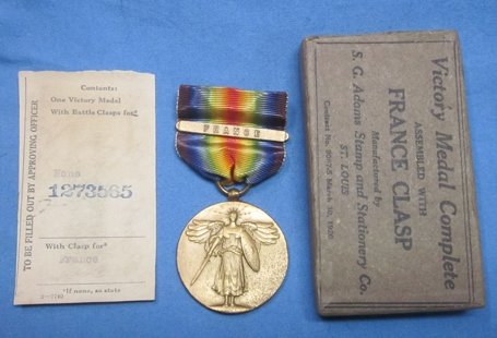 US WWI Victory Medal & France Clasp, Original Box & Contents Slip — image 2