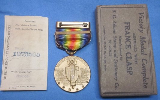 US WWI Victory Medal & France Clasp, Original Box & Contents Slip — image 3