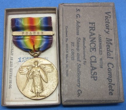 US WWI Victory Medal & France Clasp, Original Box & Contents Slip — image 5