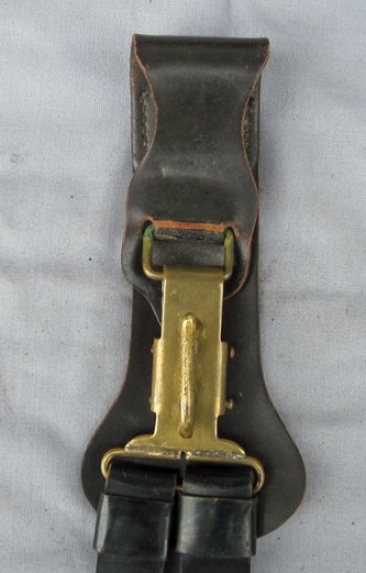 US Vietnam Era USMC Officers Sam Browne Belt Sword Hanger — image 3