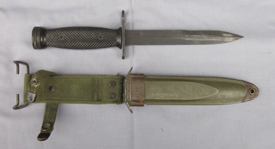US Korean-Vietnam War M4 Carbine Bayonet, Bren-Dan Mfg — image 5