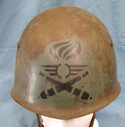  Italian WWII M1933 Anti-Aircraft Artillery Helmet — image 3