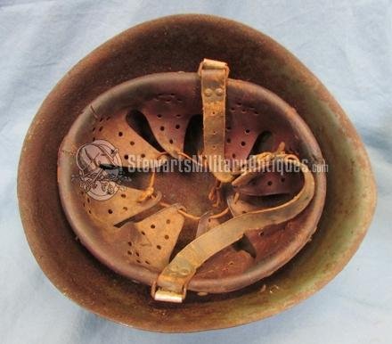  Italian WWII M1933 Anti-Aircraft Artillery Helmet — image 6