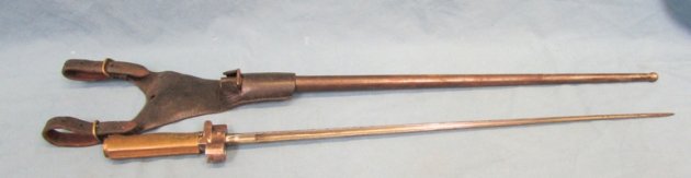  French WWI 1886 Lebel Bayonet & Frog — image 4