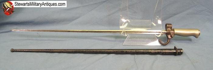  French WWI M1886 Lebel Bayonet & Scabbard — image 2