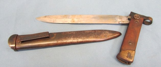  Italian WWII M1938 Folding Blade Cacarno Bayonet — image 4