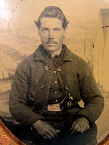  US Civil War Armed Union Solder Tintype, 1/4 Plate — image 3