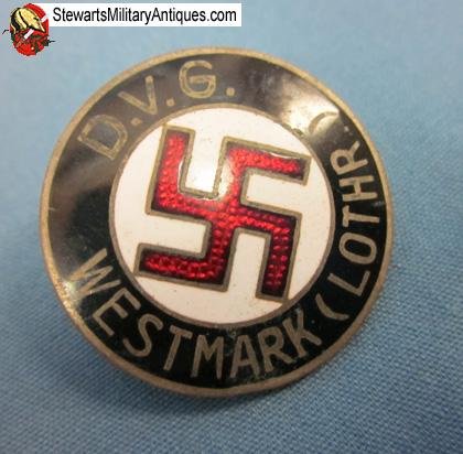  German WWII NSDAP Pin, DVG Westmark   — image 3