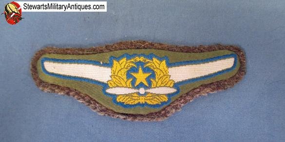  Japanese WWII Army Aviation Enlisted Tunic Insignia — image 3