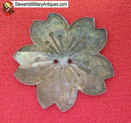  Japanese WWII Unknown Cherry Blossom Insignia — image 2