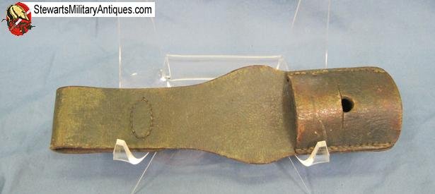  Italian WWII Green Leather Bayonet Frog — image 2