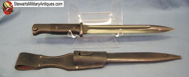  German WWII S84/98 Bayonet & Frog, Matching, E. Pack 1940 — image 5