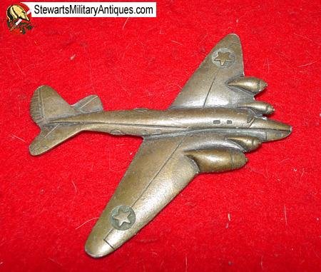  US B-17 Bomber Pin — image 2