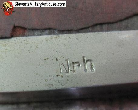   German WWII M1933 SA Dagger, E.Pack & Sohn — image 2